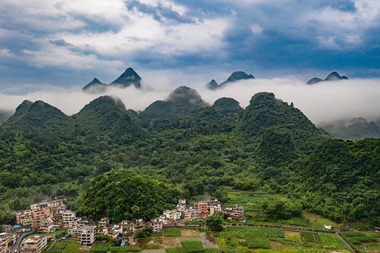 连南三江镇东和村傍晚雨后景色-第2套