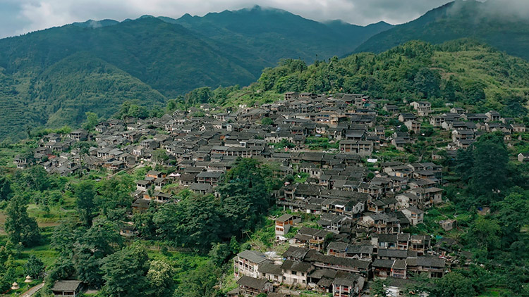连南县三排镇南岗千年瑶寨，国家4A级景区