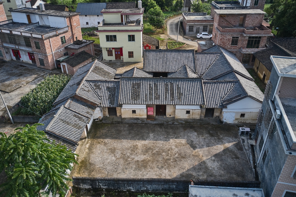 连南县寨岗镇安田海螺墩村白屋革命遗址全景