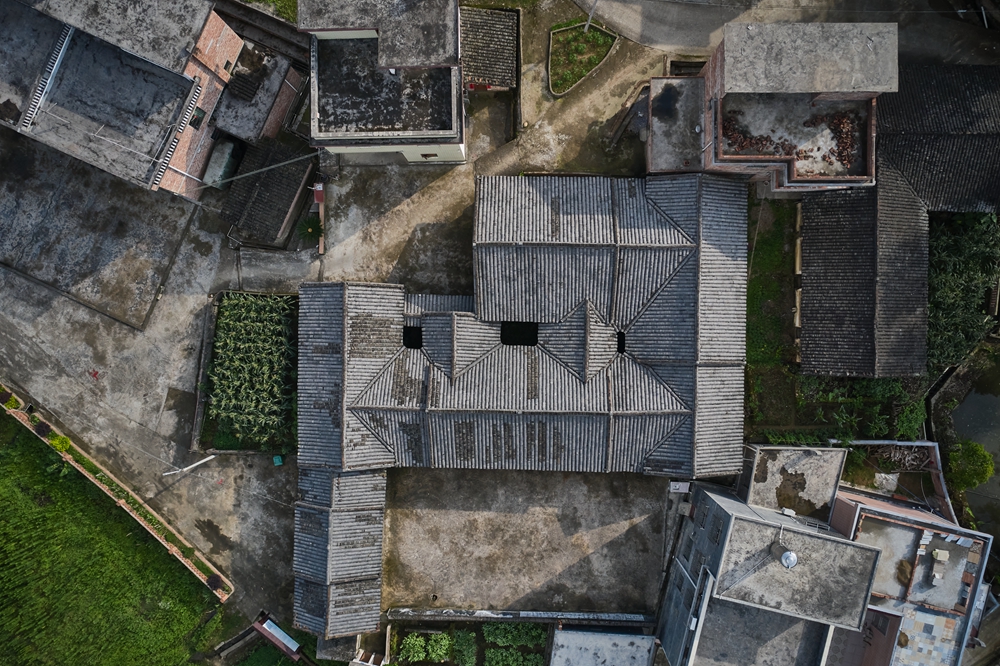 连南县寨岗镇安田海螺墩村白屋革命遗址鸟瞰