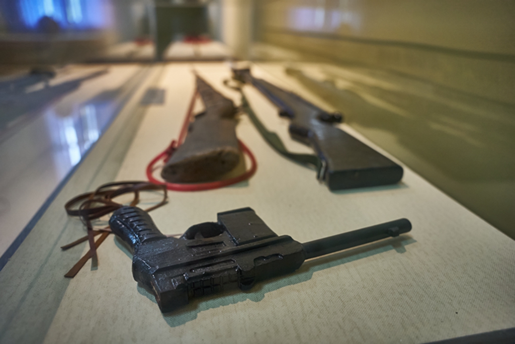 连江支队纪念馆枪支展览