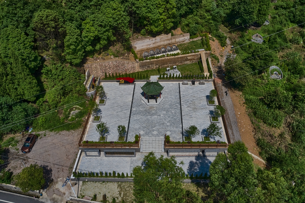 俯视允荣纪念亭