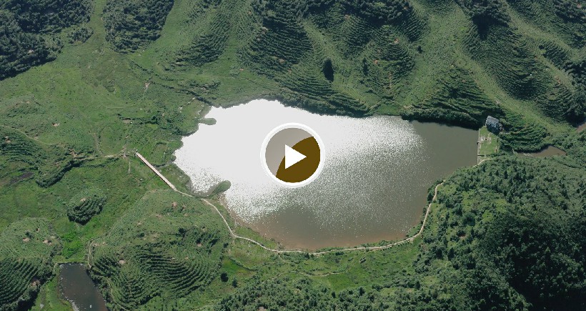 连南县大坪镇天堂山天湖。