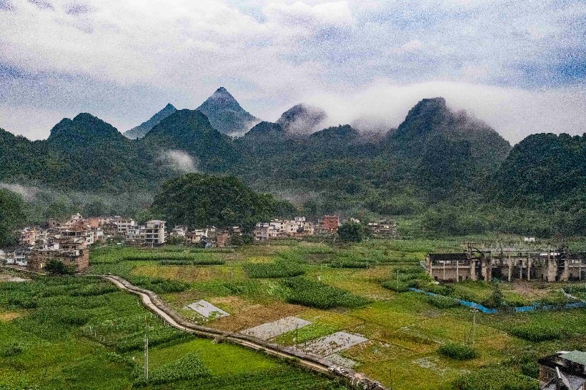 连南三江镇东和村傍晚雨后景色