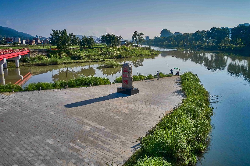 连南县三江河景色