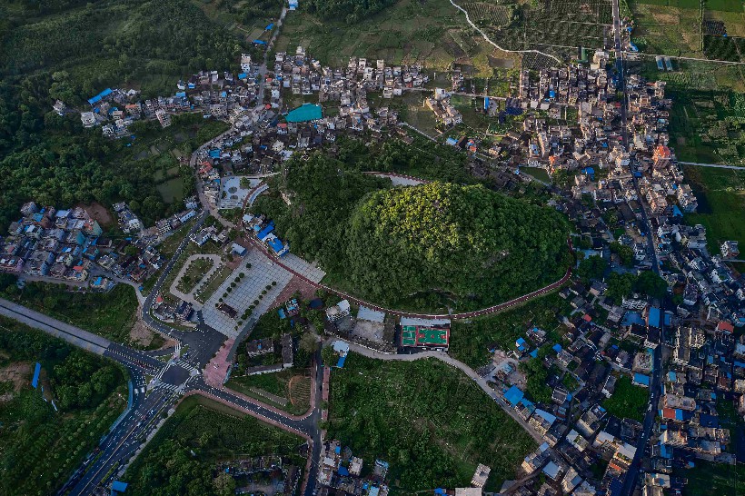 连南县三江镇石泉公园，猫公山