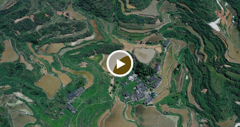 连南县大坪镇瑶排梯田国家湿地公园，大古坳村梯田。