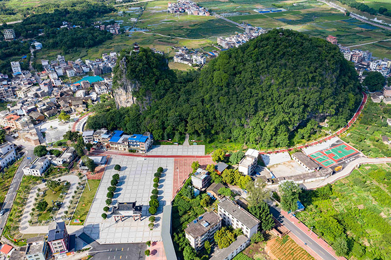 连南县三江镇石泉公园，猫公山