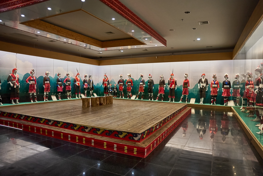 中国广东瑶族博物馆展厅内部