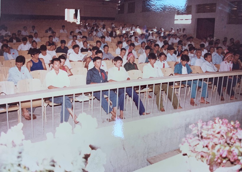 历史旧照：第七届人民代表大会