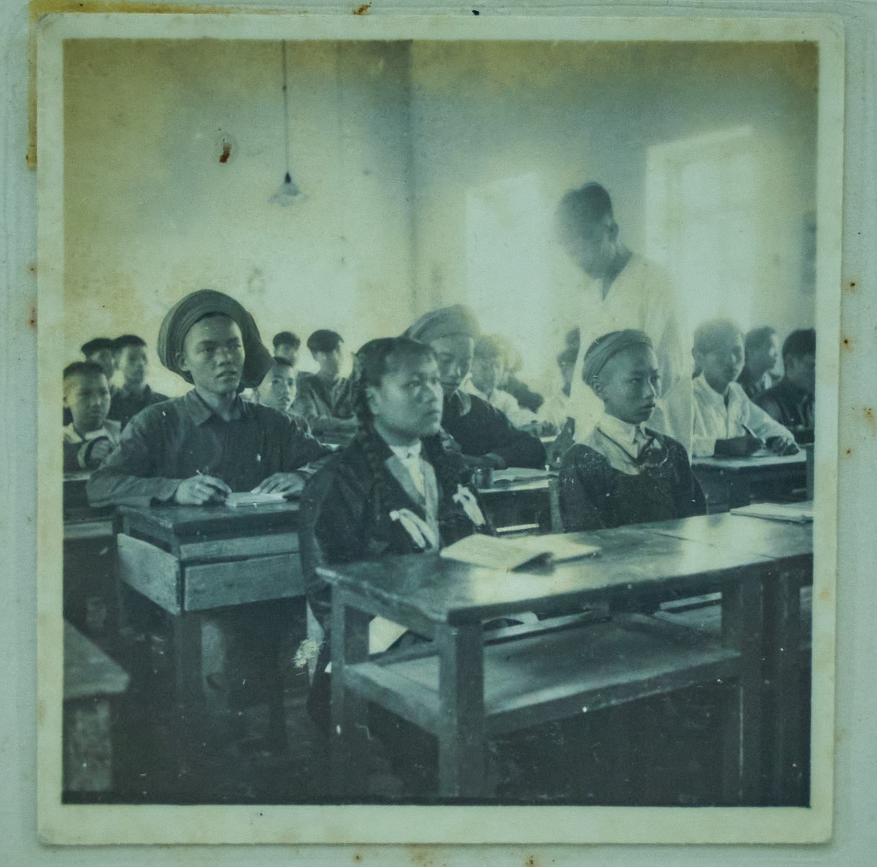 50年代，民族小学学生