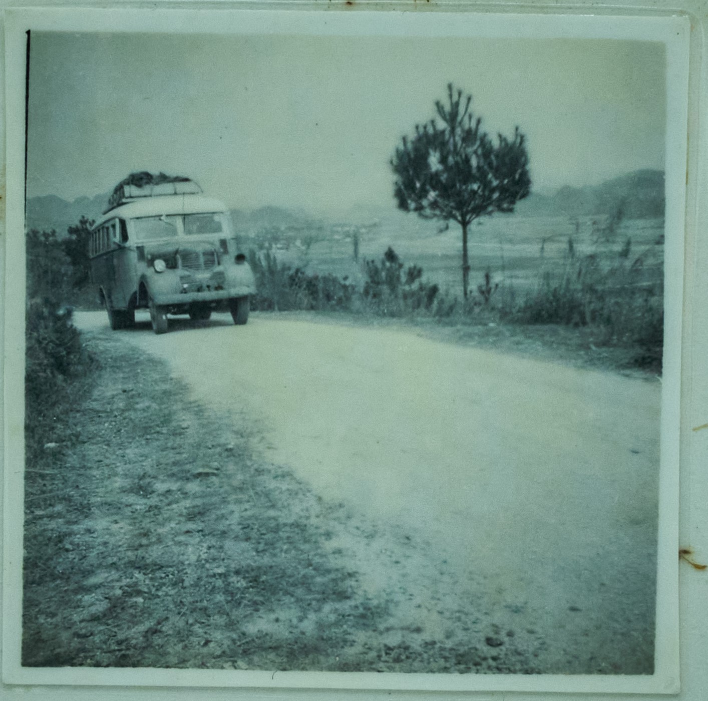 50年代，班车开进瑶山