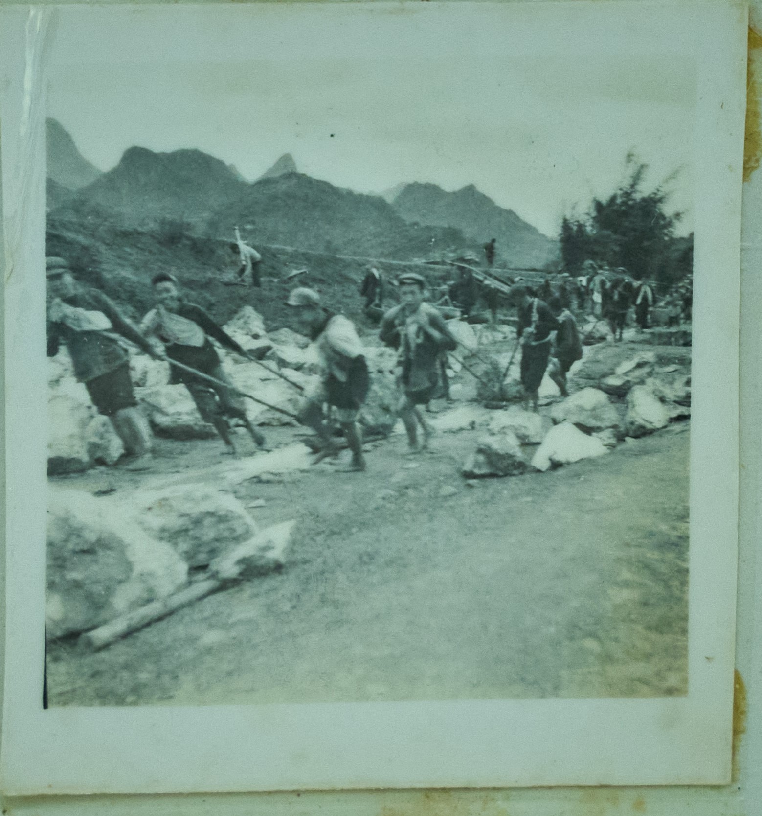 50年代，修水利