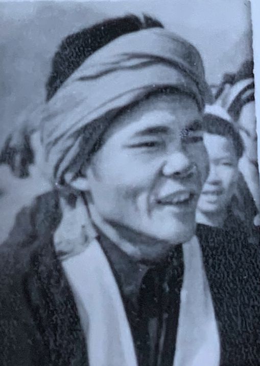 房老君一同志文字介绍