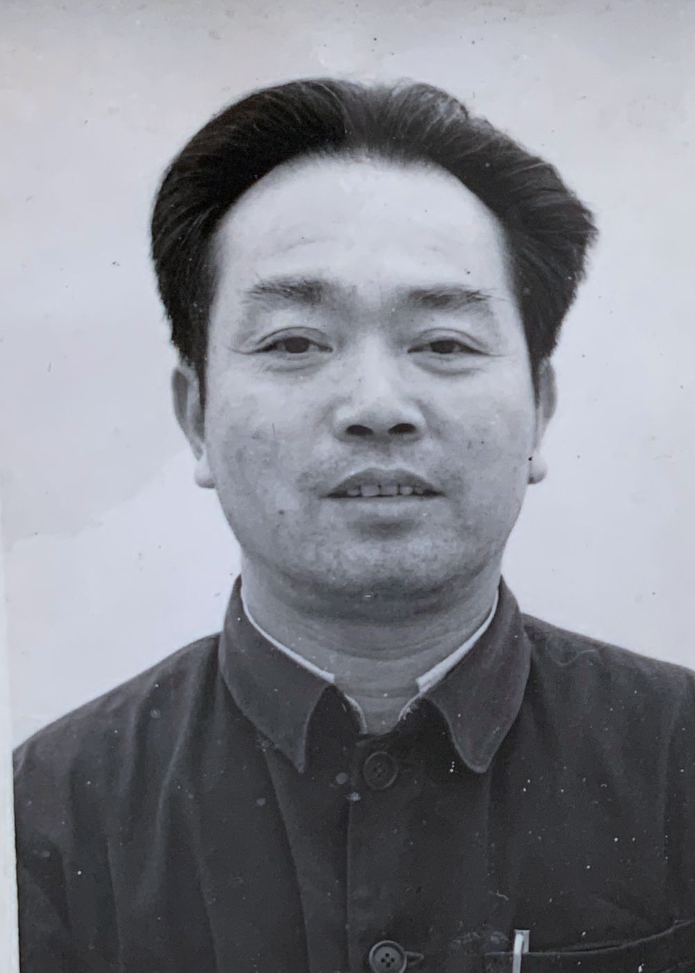 杨金隆一同志文字介绍