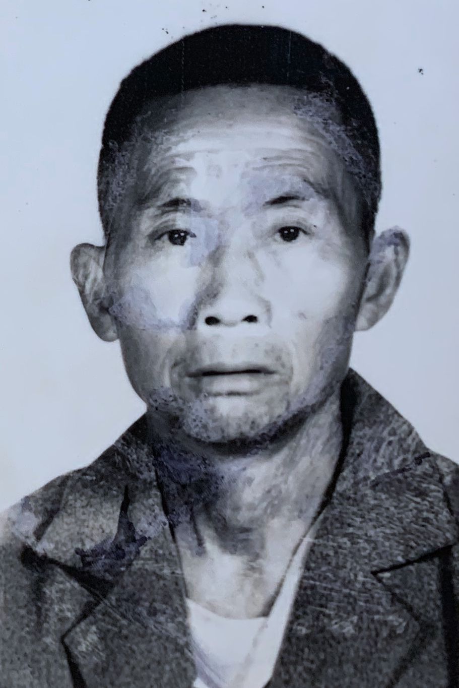 易顺一同志文字介绍