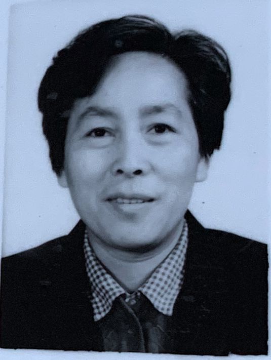 朱碧芬一同志文字介绍